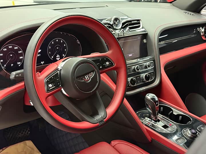 Фото 5 - Bentley Bentayga