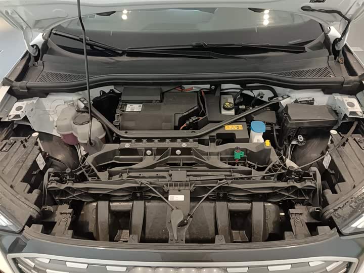 Фото 8 - Audi Q4 e-tron