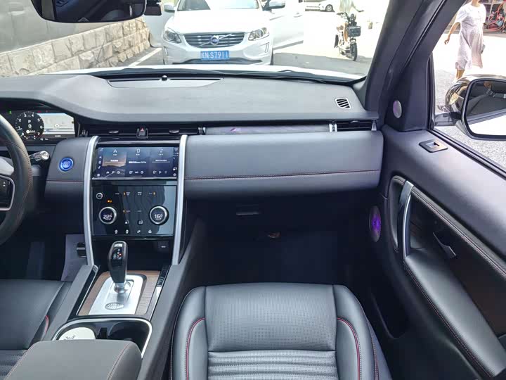 Фото 21 - Land Rover Discovery Sport