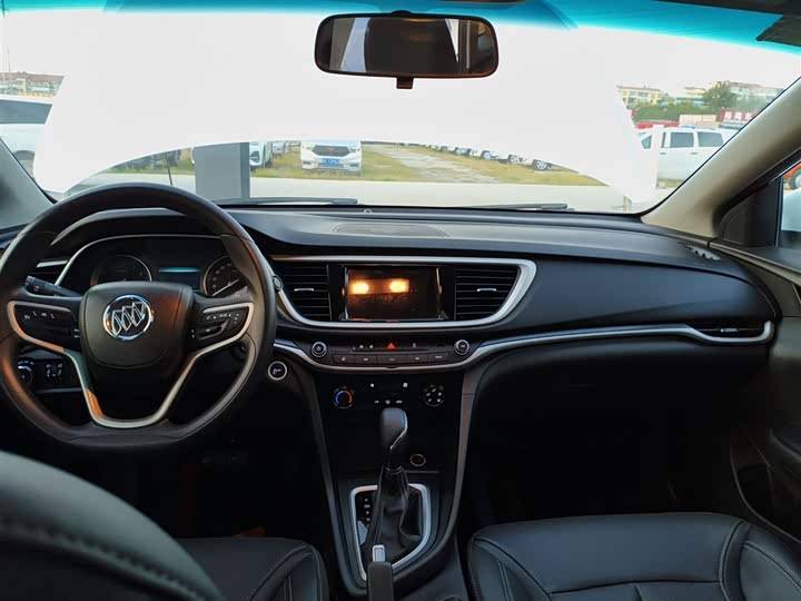 Фото 10 - Buick Excelle GT