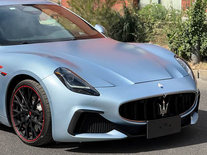 Фото 17 - Maserati GranTurismo