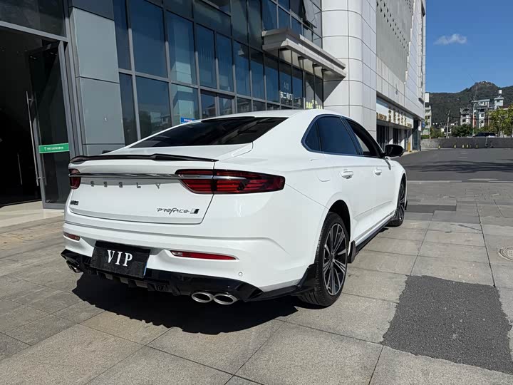 Фото 5 - Geely Preface