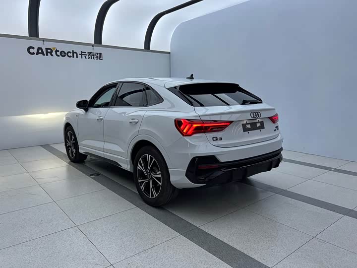 Фото 4 - Audi Q3 Sportback