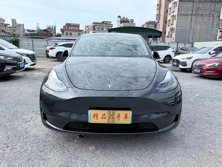 Фото 1 - Tesla Model Y
