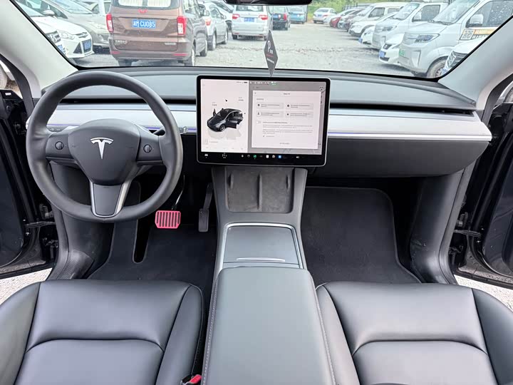 Фото 11 - Tesla Model Y