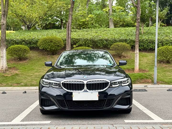 Фото 2 - BMW 3 Series