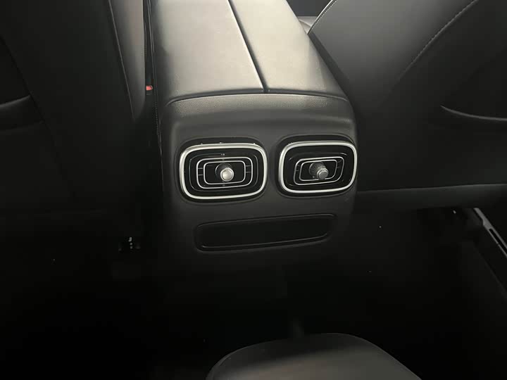 Фото 10 - Chery Tiggo 9