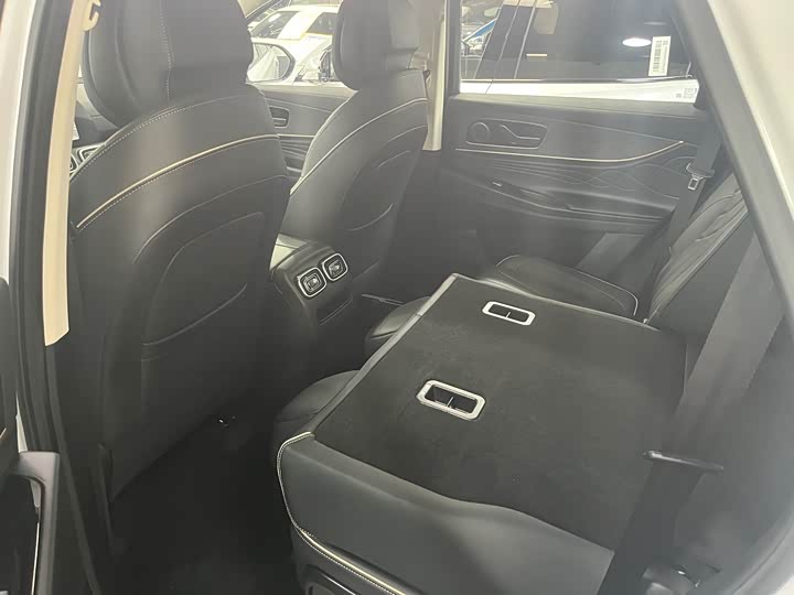 Фото 12 - Chery Tiggo 9