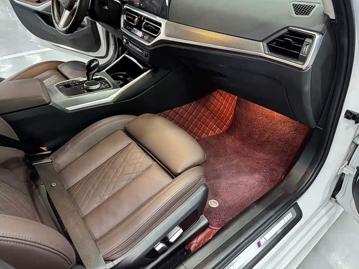 Фото 14 - BMW 3 Series