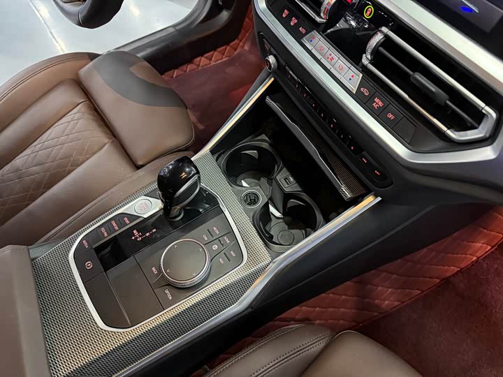 Фото 16 - BMW 3 Series