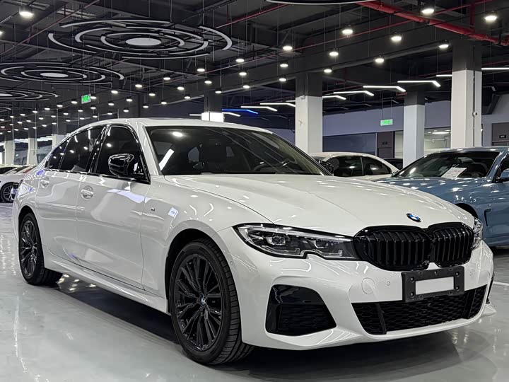 Фото 3 - BMW 3 Series