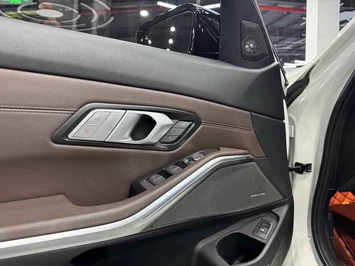 Фото 5 - BMW 3 Series