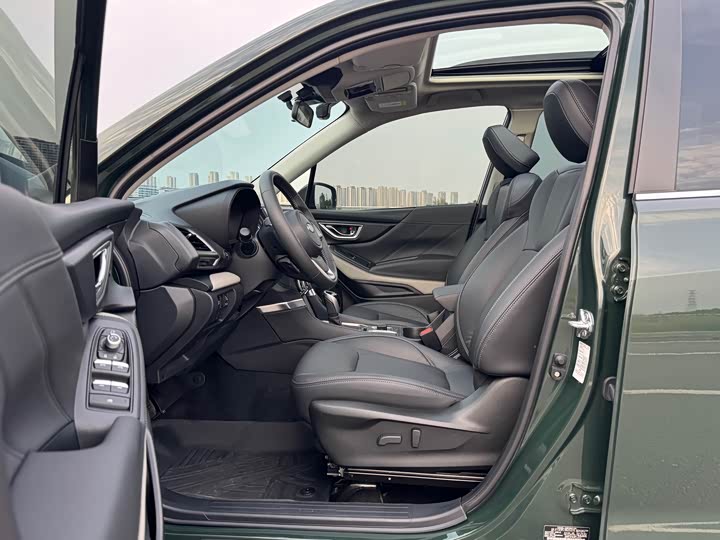 Фото 12 - Subaru Forester