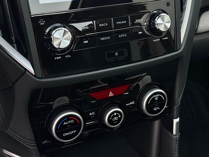 Фото 15 - Subaru Forester