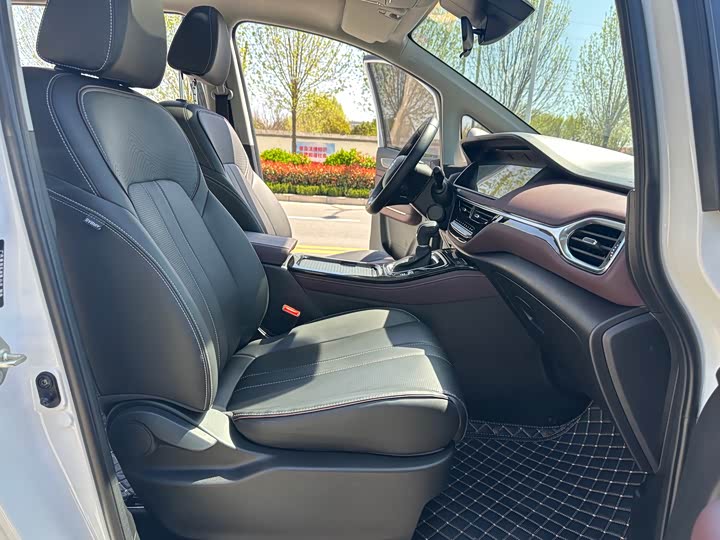 Фото 13 - GAC Trumpchi M6