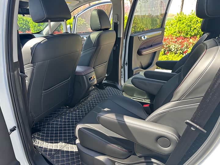 Фото 16 - GAC Trumpchi M6