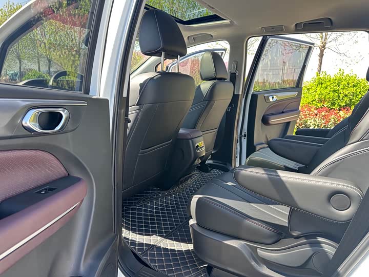 Фото 17 - GAC Trumpchi M6