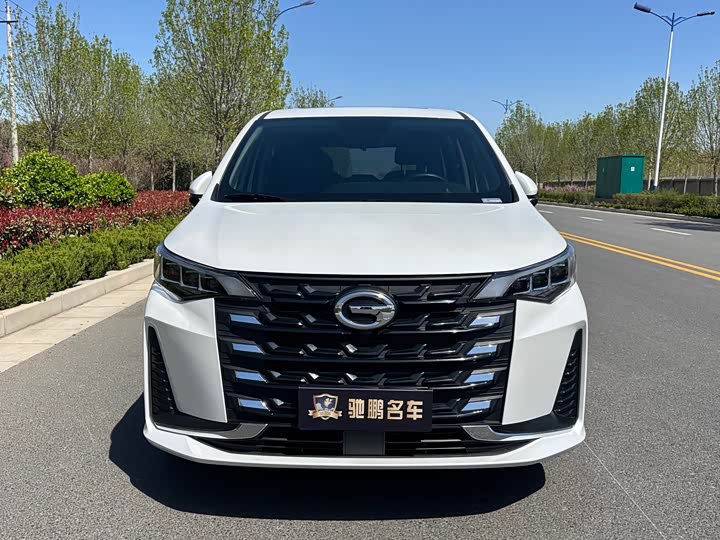 Фото 2 - GAC Trumpchi M6