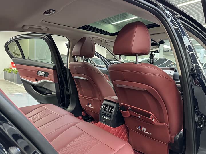 Фото 13 - BMW 3 Series