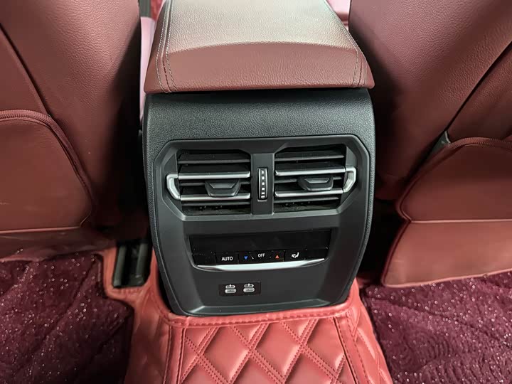 Фото 14 - BMW 3 Series