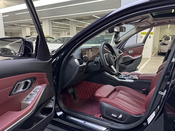 Фото 4 - BMW 3 Series