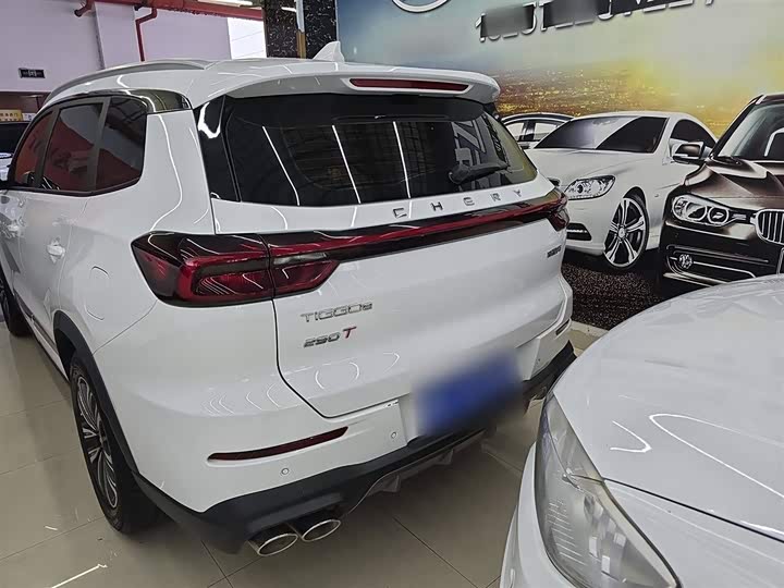 Фото 14 - Chery Tiggo 8