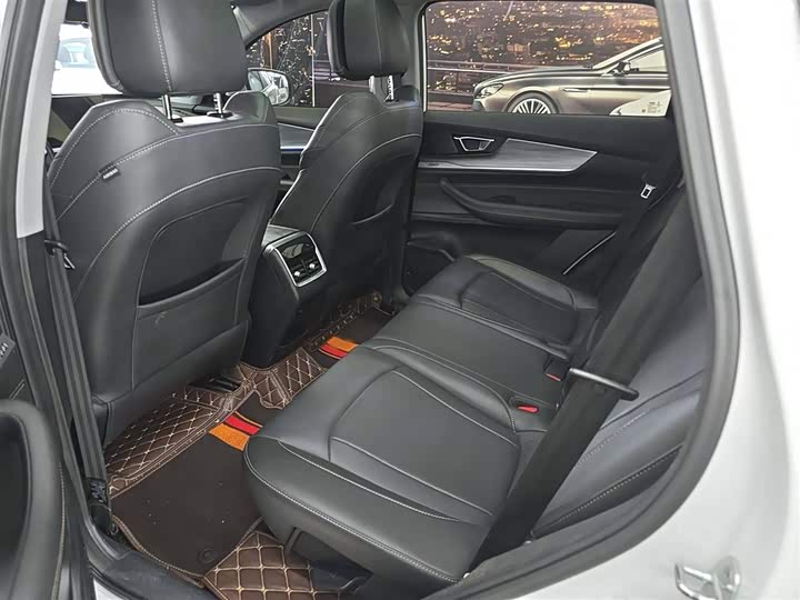 Фото 17 - Chery Tiggo 8