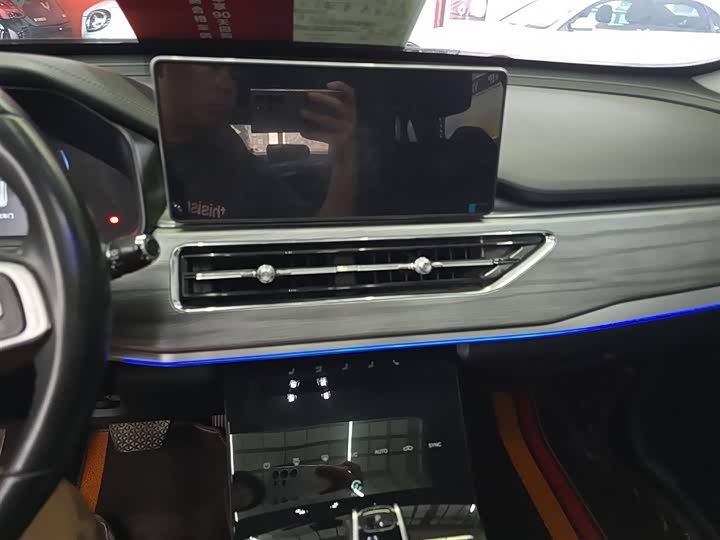 Фото 6 - Chery Tiggo 8