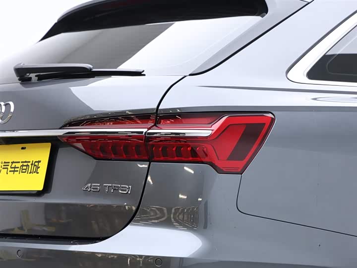 Фото 5 - Audi A6