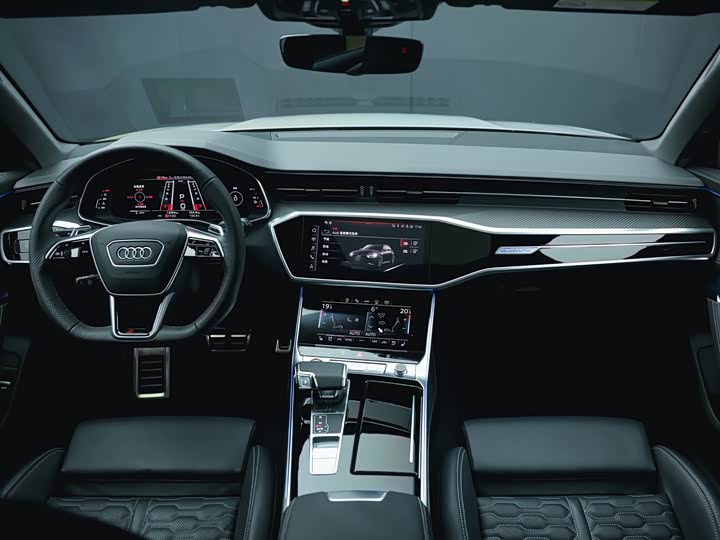 Фото 8 - Audi RS 6