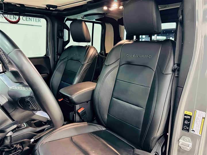 Фото 9 - Jeep Gladiator