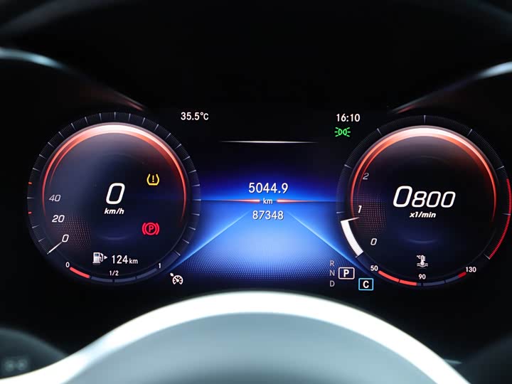 Фото 10 - Mercedes-Benz GLC-Class