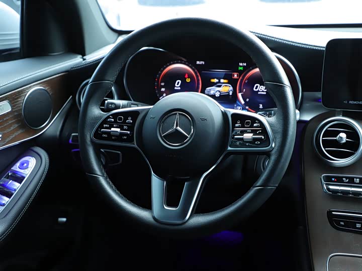 Фото 8 - Mercedes-Benz GLC-Class