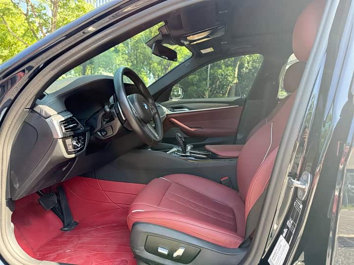 Фото 4 - BMW 5 Series