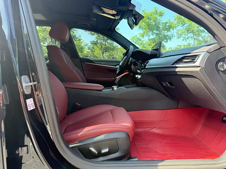 Фото 9 - BMW 5 Series