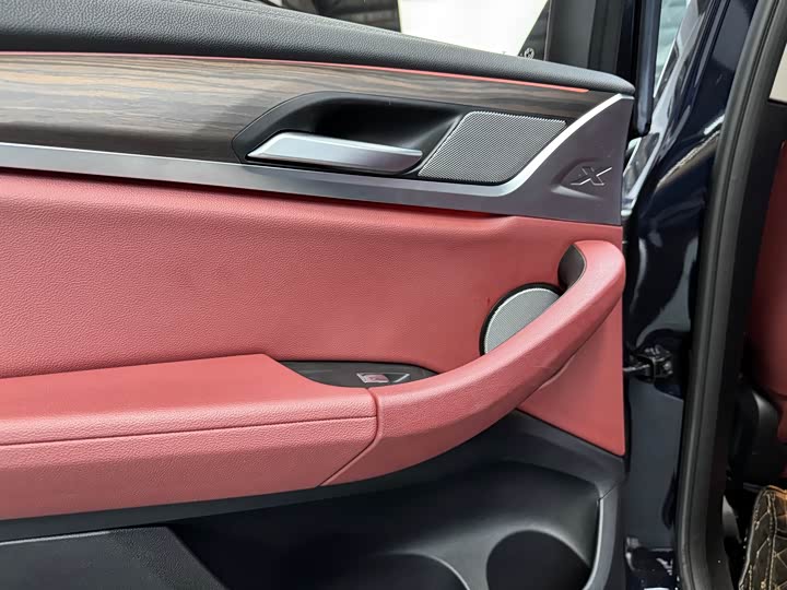 Фото 14 - BMW X3