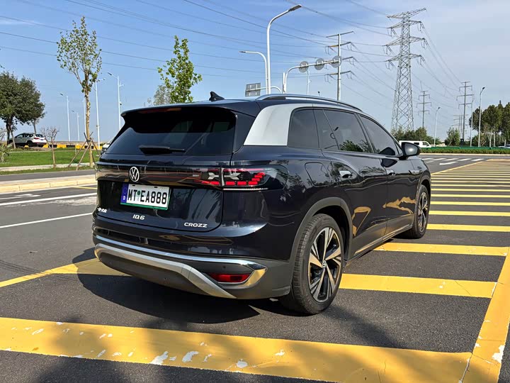 Фото 14 - Volkswagen ID.6 Crozz