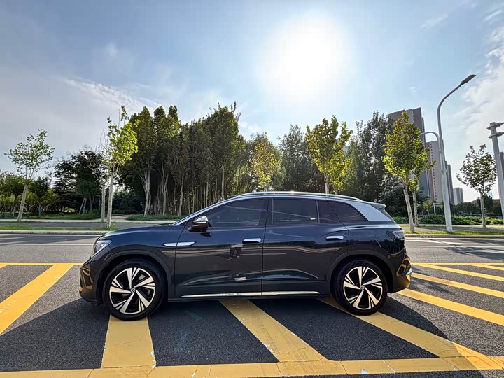 Фото 4 - Volkswagen ID.6 Crozz