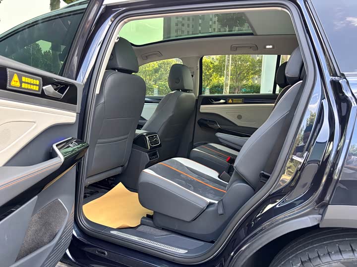 Фото 9 - Volkswagen ID.6 Crozz