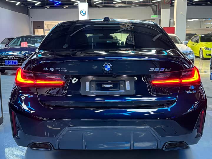 Фото 21 - BMW 3 Series