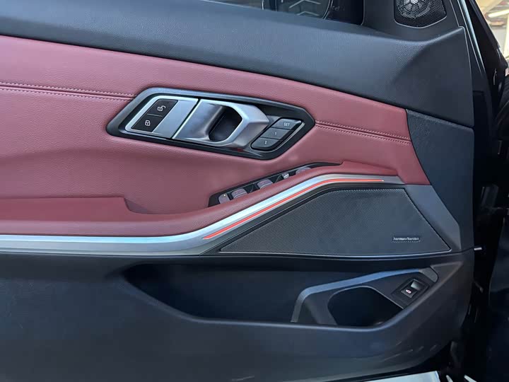 Фото 4 - BMW 3 Series