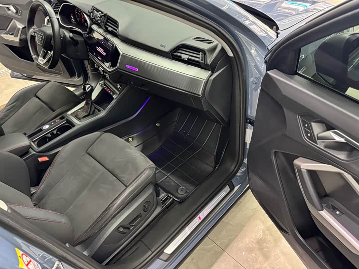 Фото 14 - Audi Q3