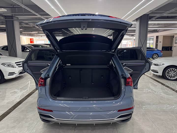 Фото 22 - Audi Q3