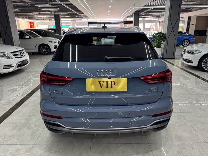 Фото 5 - Audi Q3