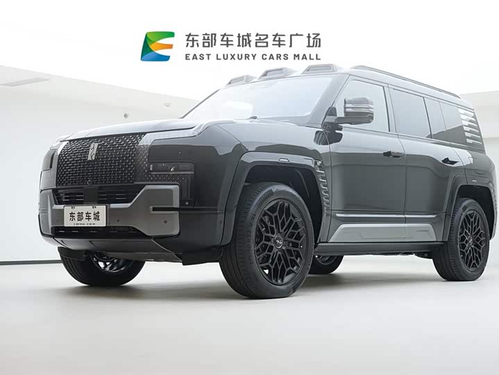 Фото 1 - BYD Yangwang U8