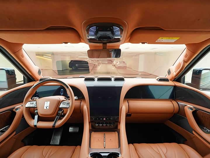 Фото 18 - BYD Yangwang U8