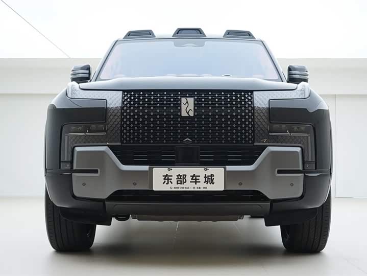 Фото 2 - BYD Yangwang U8