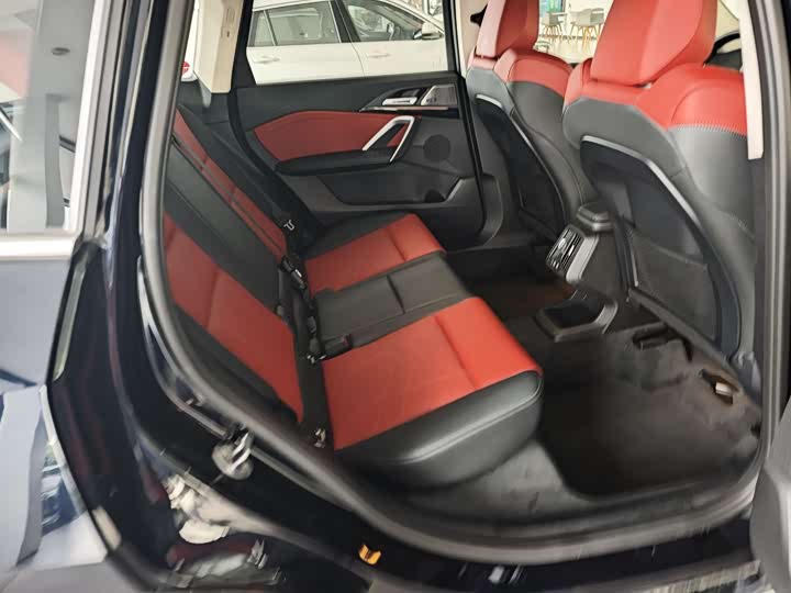 Фото 10 - BMW X1