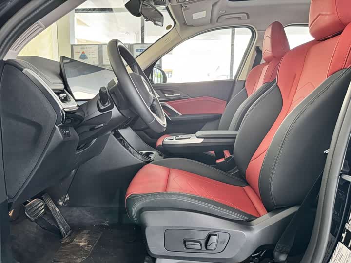 Фото 16 - BMW X1