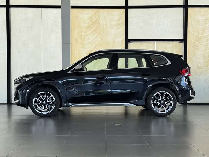 Фото 3 - BMW X1